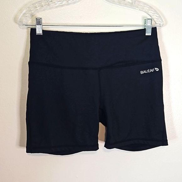 Baleaf Women's Black Athletic Shorts Large - Picture 1 of 4